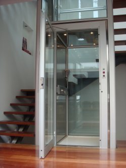 villa-elevator